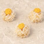 Brigadeiro Abacaxi com Coco
