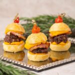Mini Burguer Cheddar com Bacon