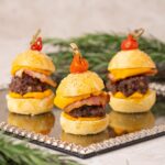 Mini Burguer Cheddar com Bacon