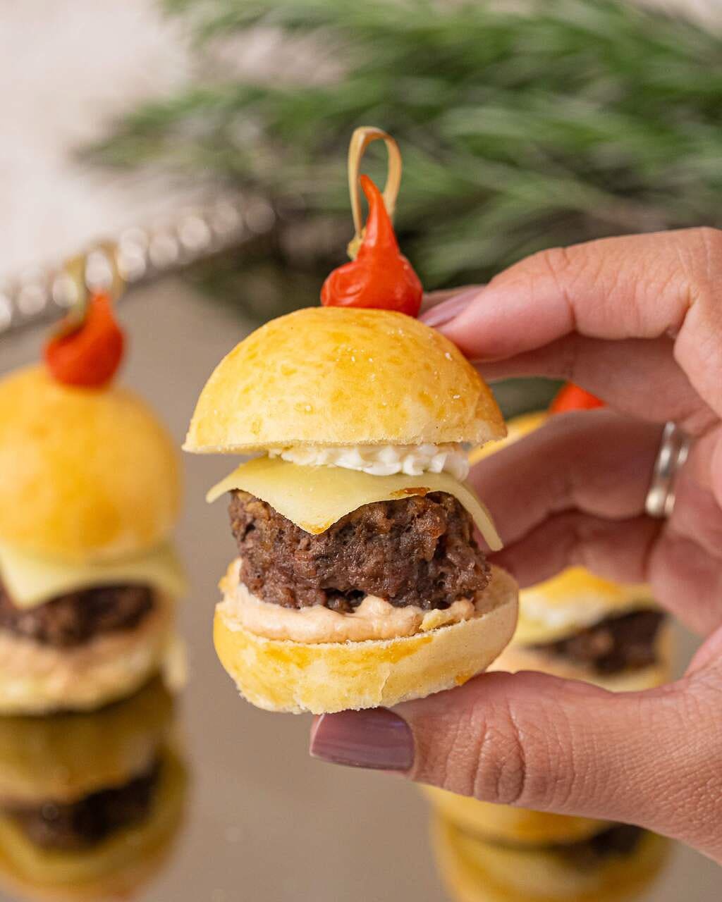 Mini Burguer Cheeseburger - Imagem 2