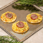 Mini Pizza Calabresa