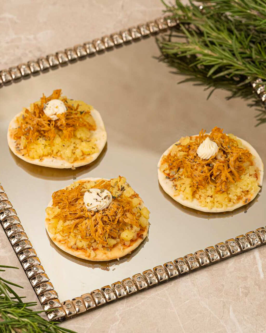 Mini Pizza Frango Catupiry - Imagem 2
