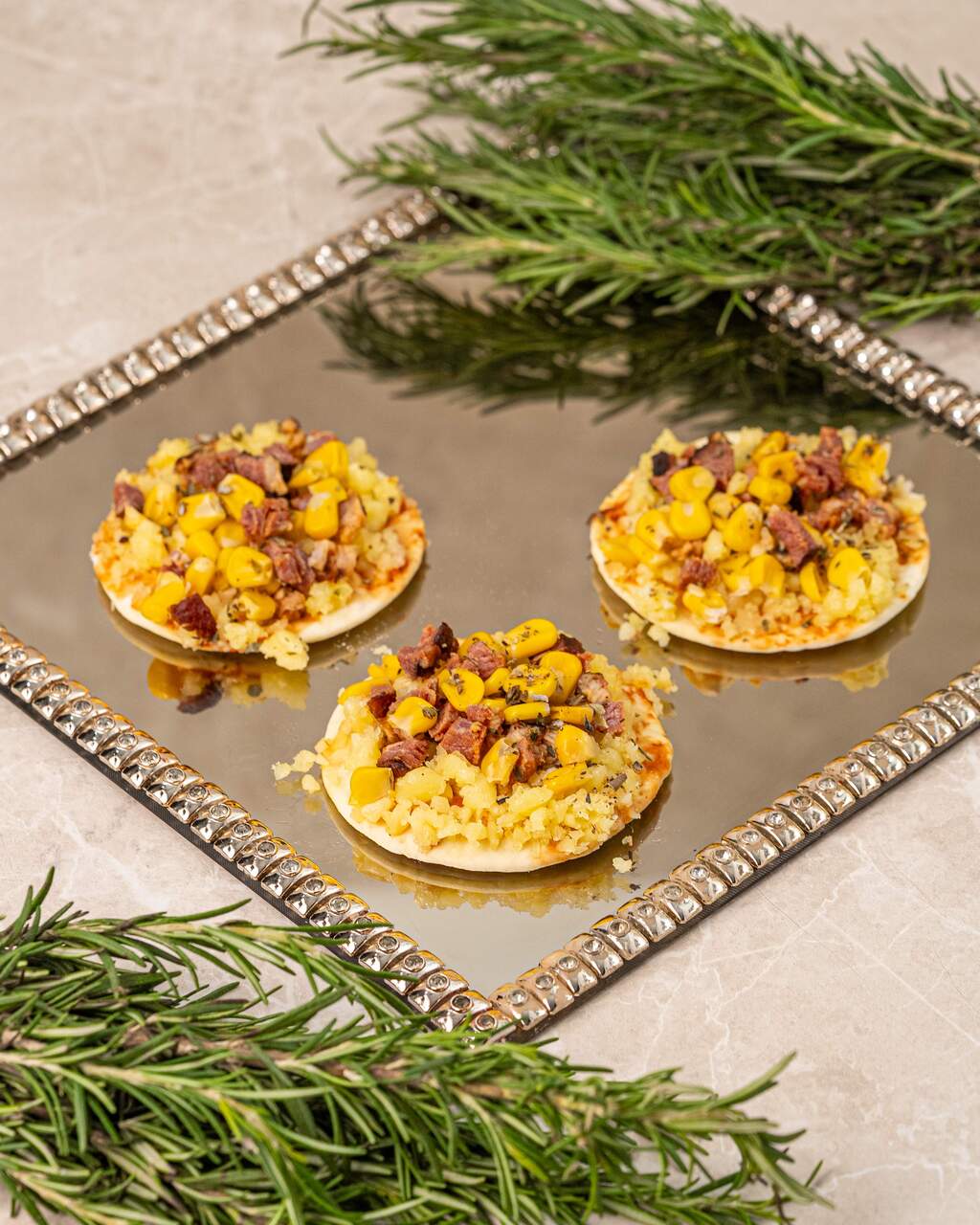 Mini Pizza Milho Bacon