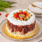 Torta Chantilly com Morango