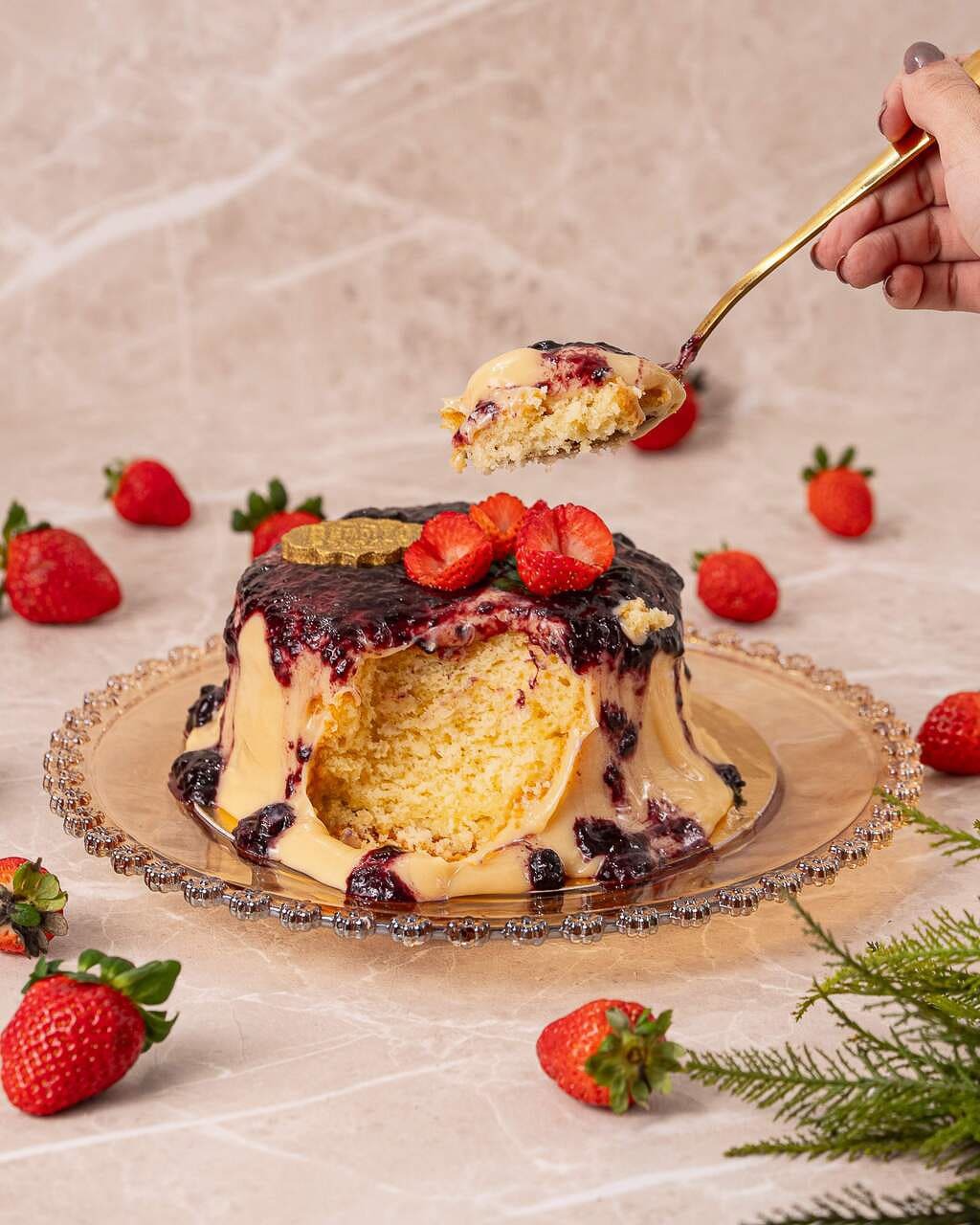 Mini Cake Iogurte Frutas Vermelhas - Imagem 2