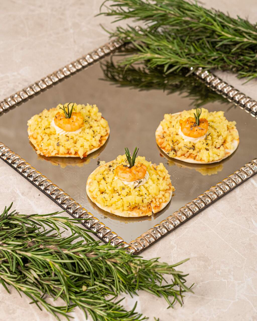 Mini Pizza Camarão com Catupiry