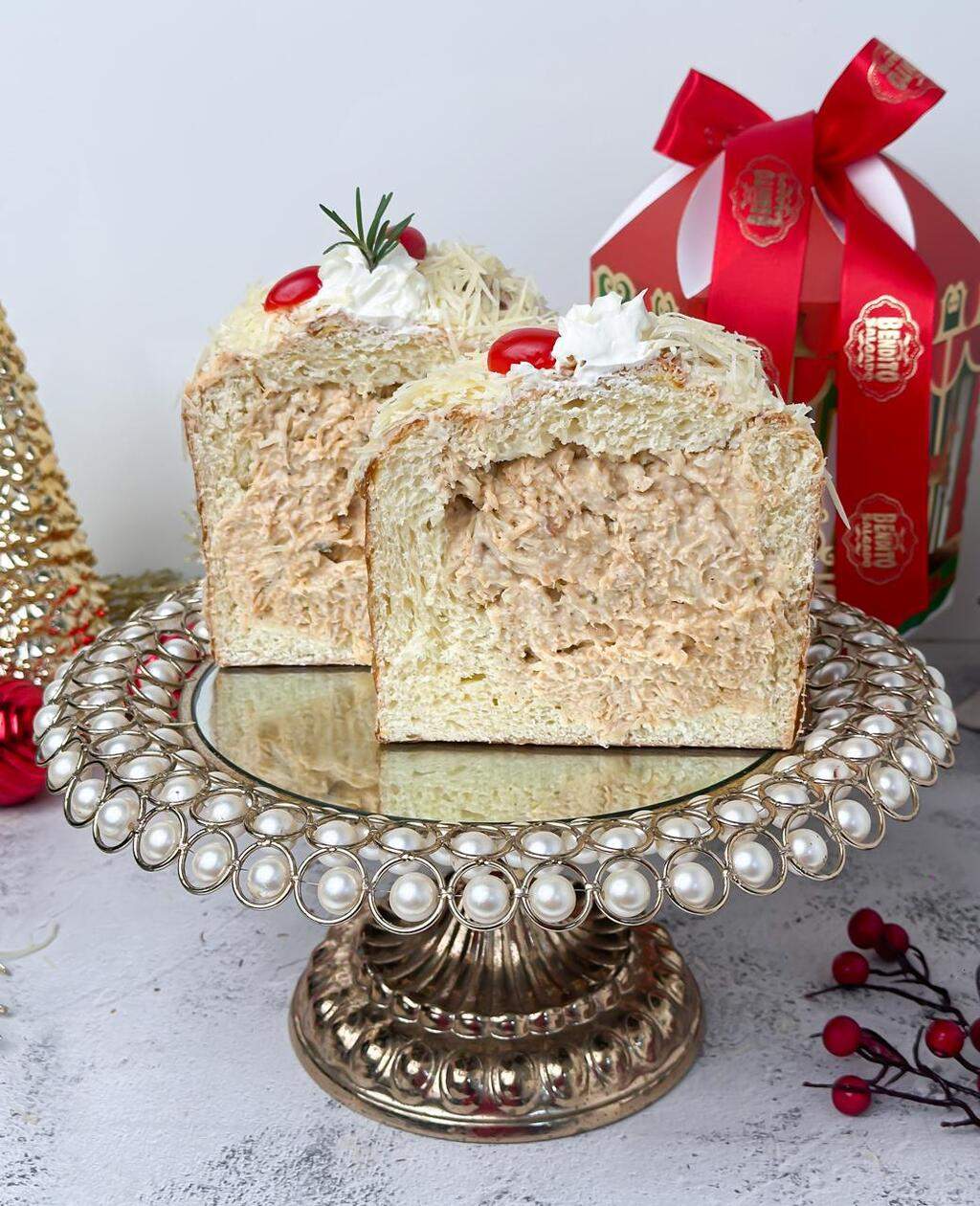 Panetone Recheado Frango com Catupiry - Imagem 2