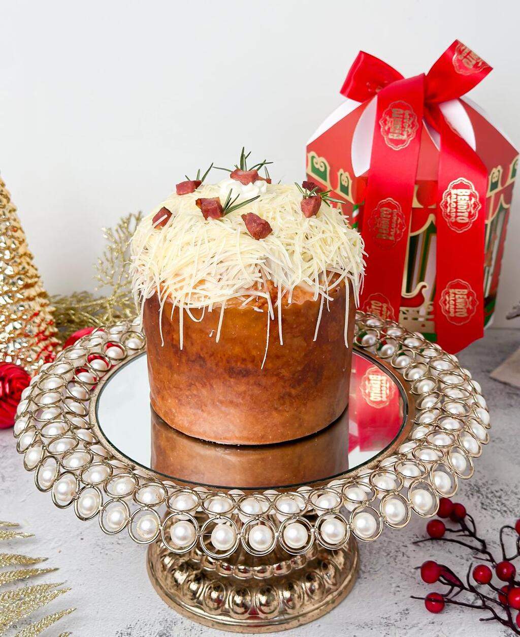 Panetone Recheado Calabresa